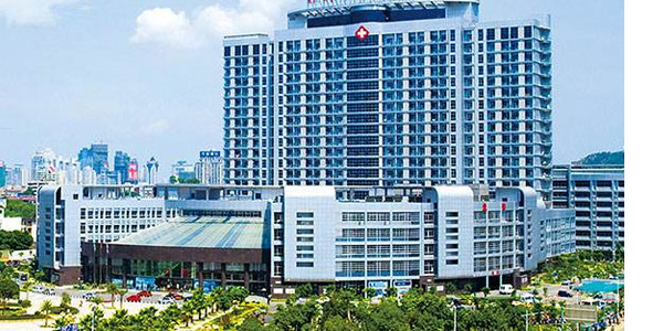 空調(diào)供暖熱水機(jī)組適用于學(xué)校、醫(yī)院，可降低全年綜合成本